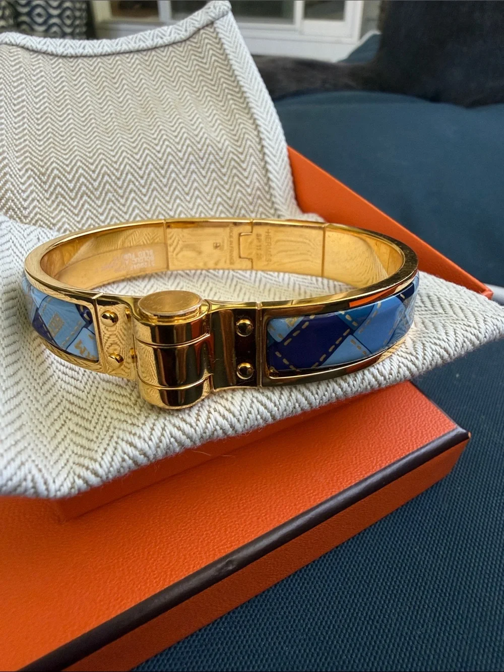 HERMES Bracelet Gold-Tone Hinged Bangle with Blue Enamel Inlay Like New - Picture 2 of 5